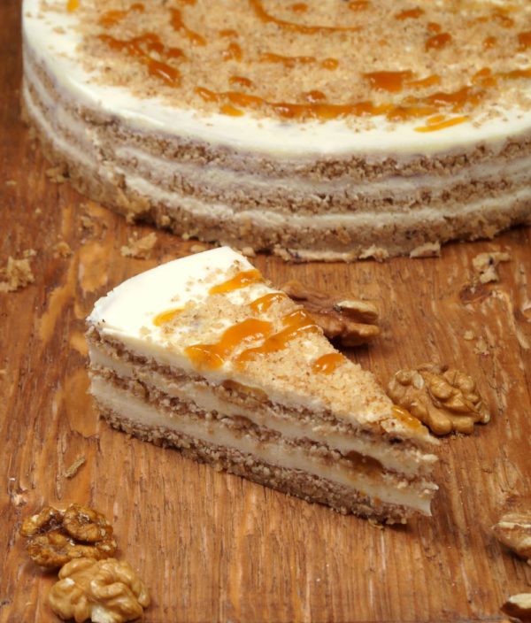 Diós-barackos vanília torta